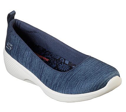 Skechers women's sales shoes clearance india