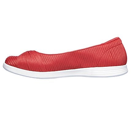 ON-THE-GO DREAMY - BELLA, RRED Footwear Left View