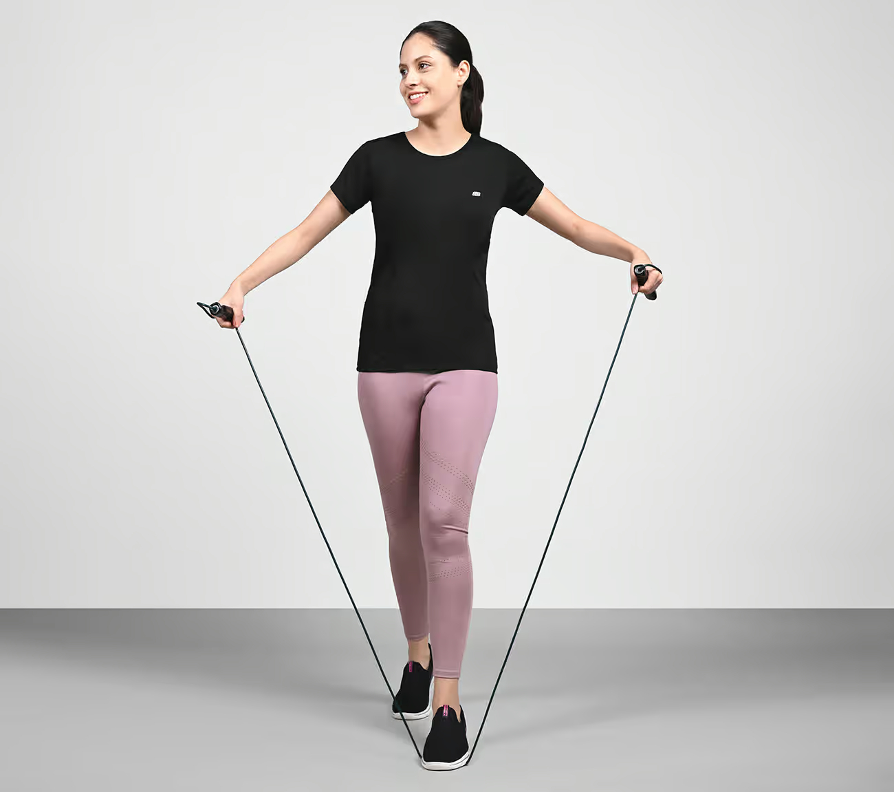 MESH DETAILED PERFORMANCE TOP,  Apparel Right View