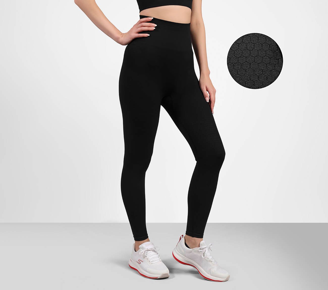 ENGINEERED COMPRESSION LEGGING, BLACK Apparels Bottom View
