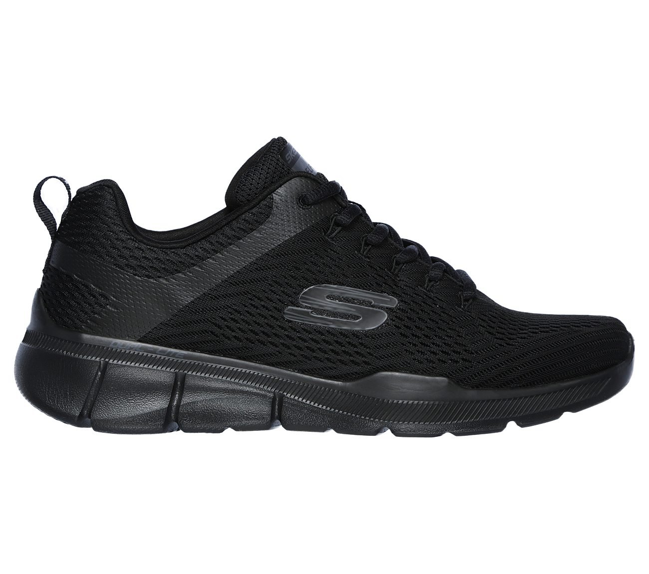 EQUALIZER 3, BBLACK Footwear Right View