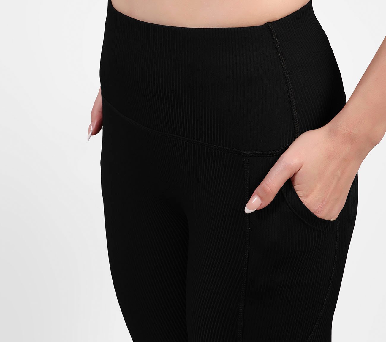 VERTICAL PATTERN PANT, BLACK Apparels Right View