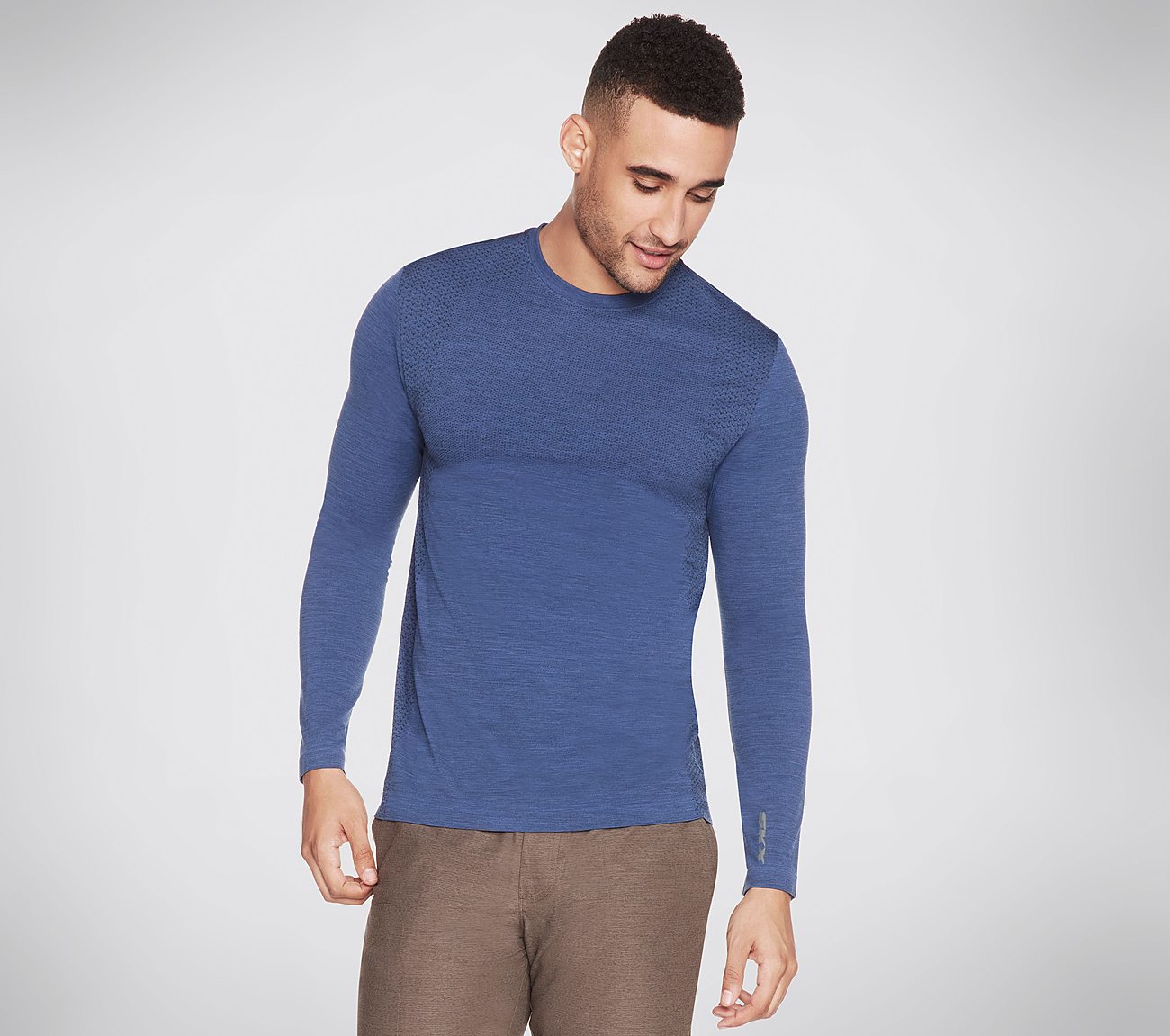 L/S SEAMLESS T-SHIRT, BLUE Apparels Lateral View