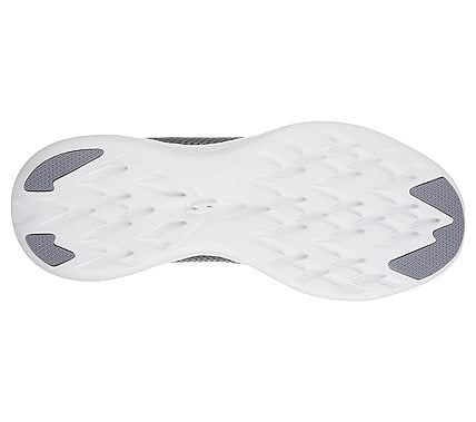 GO RUN 600 - REFINE, CHARCOAL/RED Footwear Bottom View