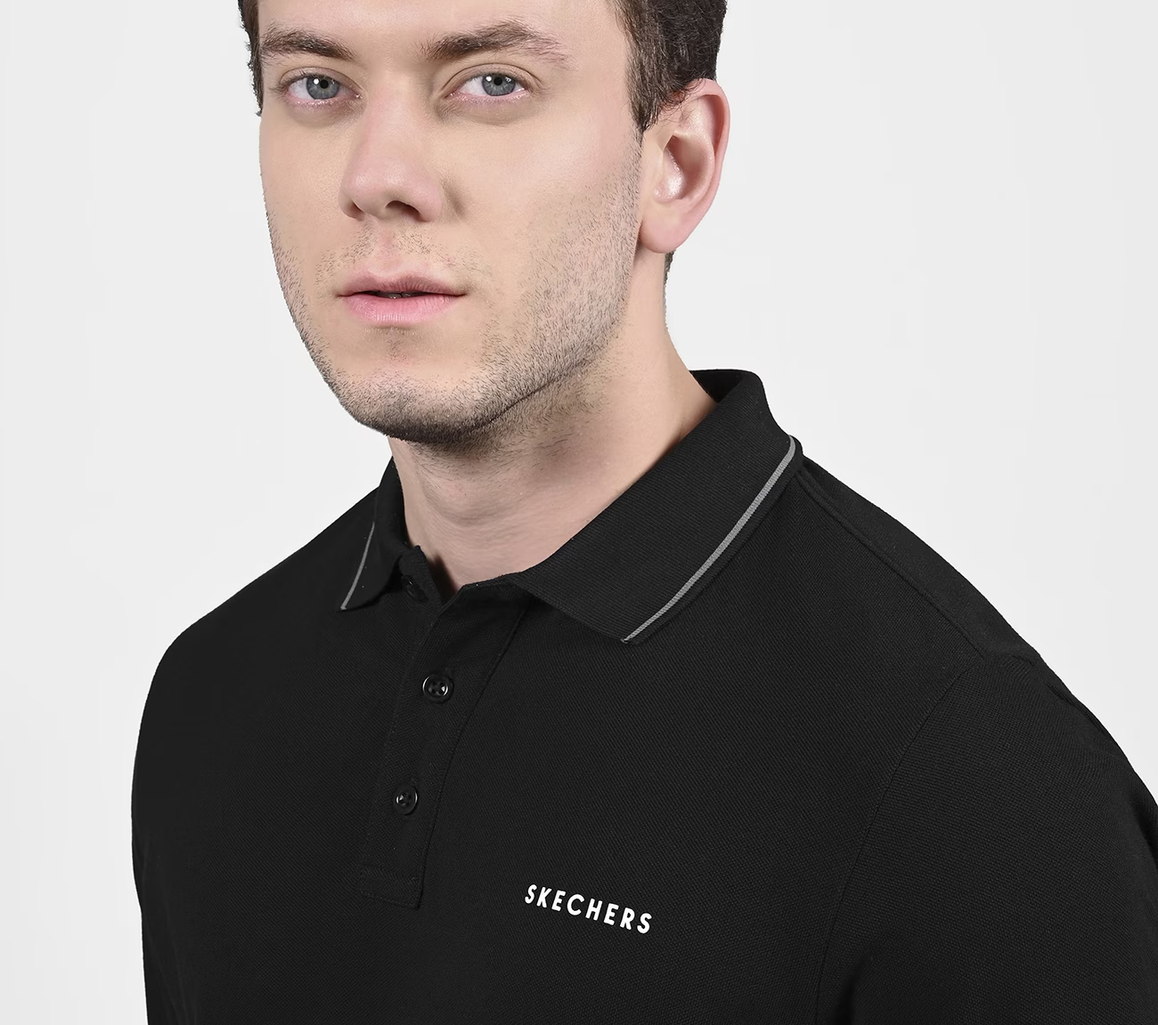 SKECHERS EVERYDAY POLO, BLACK/CHARCOAL/BLUE Apparels Right View