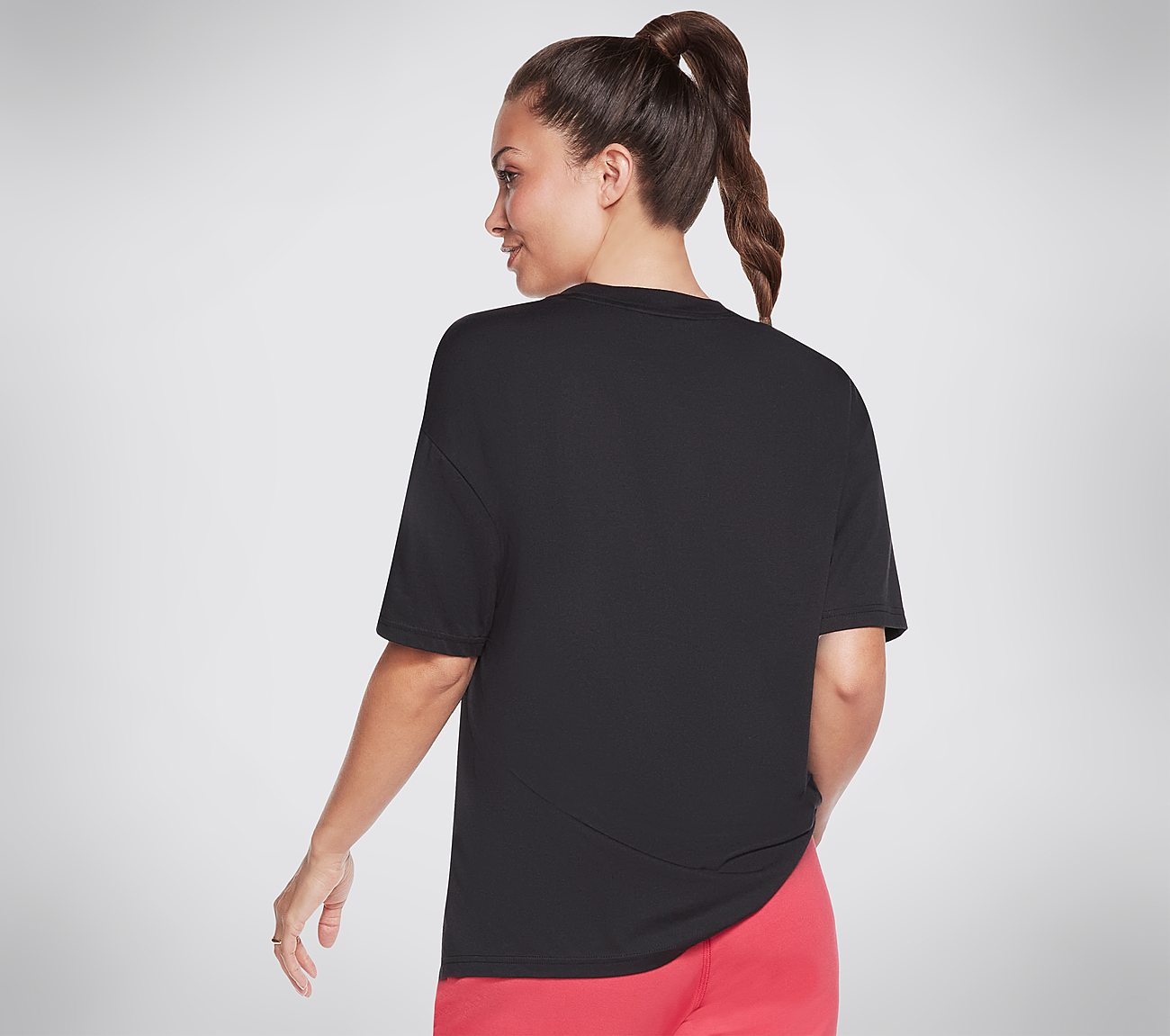 SKECHERS DLITES EVERYBODY TEE, BBBBLACK Apparel Top View