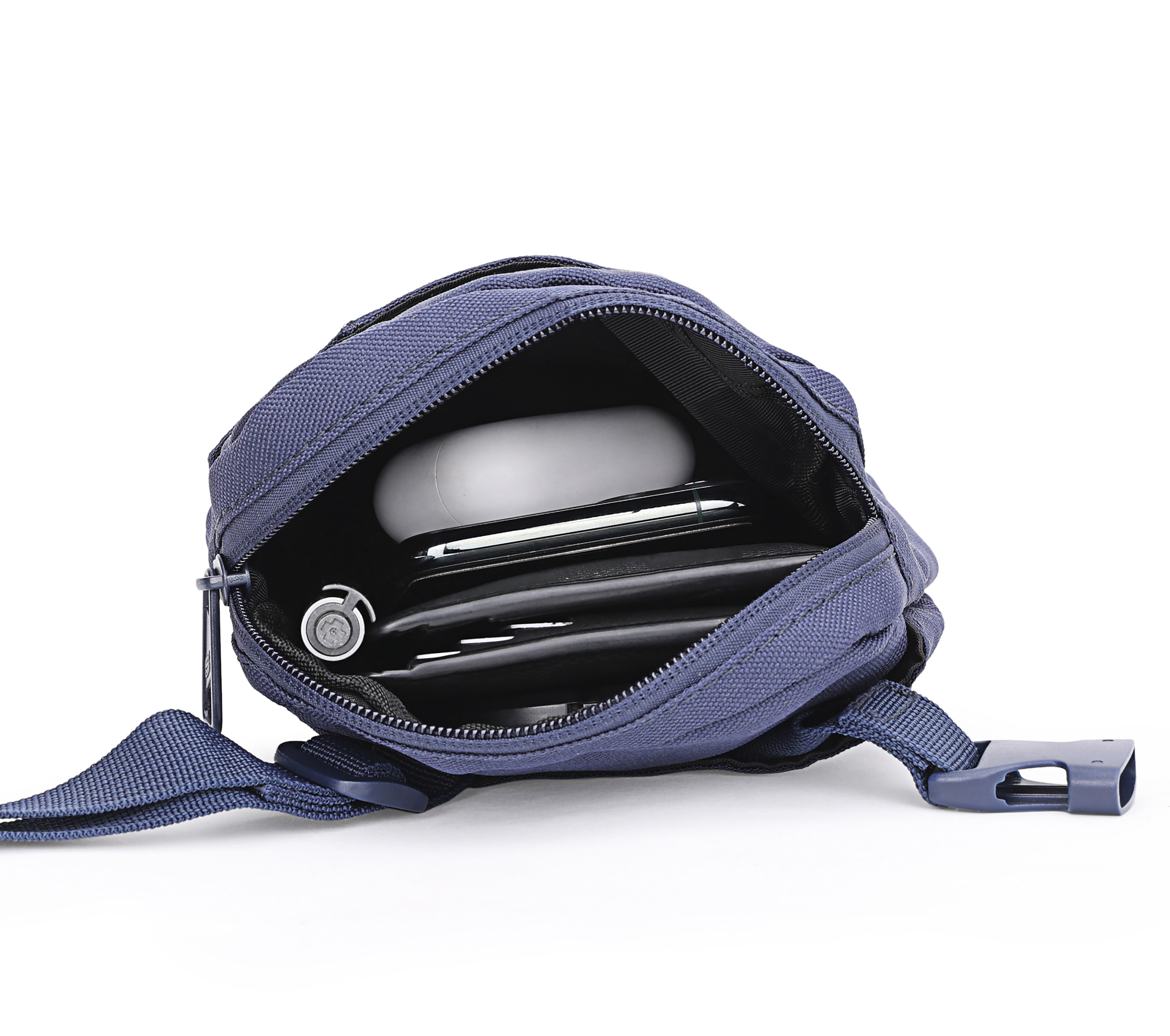 REPORTER,  Accessories Bottom View