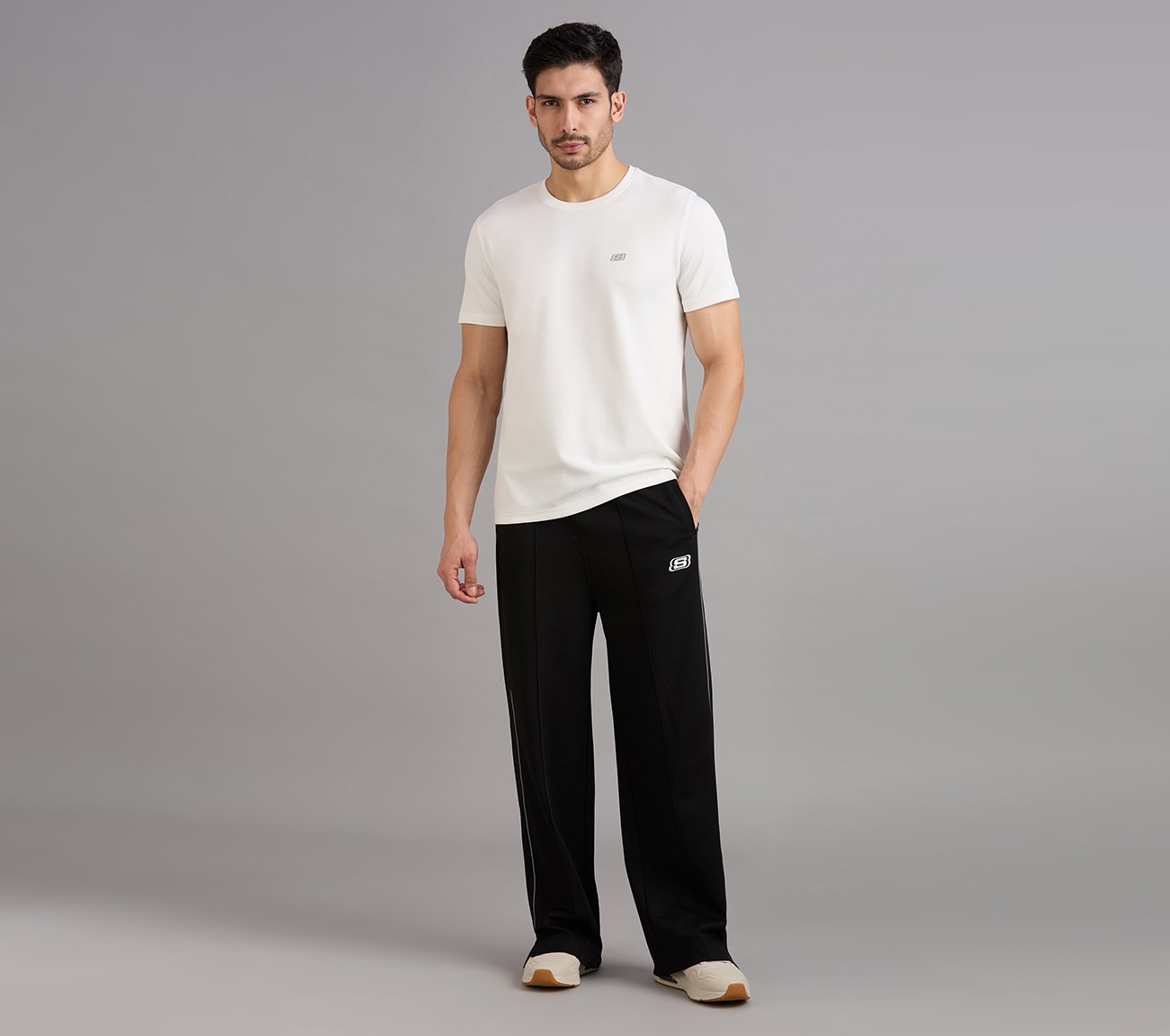 STRAIGHT SIDE SLIT PANTS, BLACK Apparels Right View