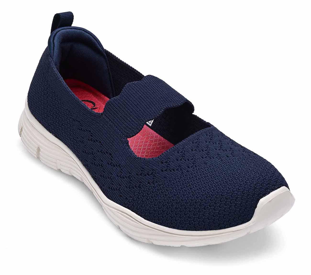 SEAGER, NNNAVY Footwear Right View