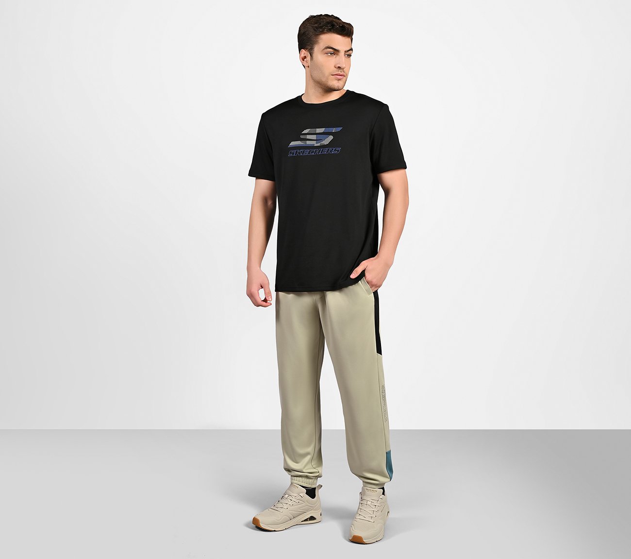 SKECHERS LIFESTYLE JOGGER, NATURAL/SILVER Apparel Right View