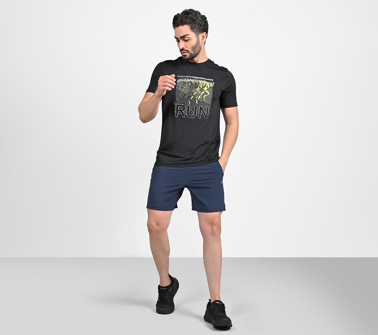 SKECHERS PERFORMANCE SHORTS, BBBBLACK Apparel Right View