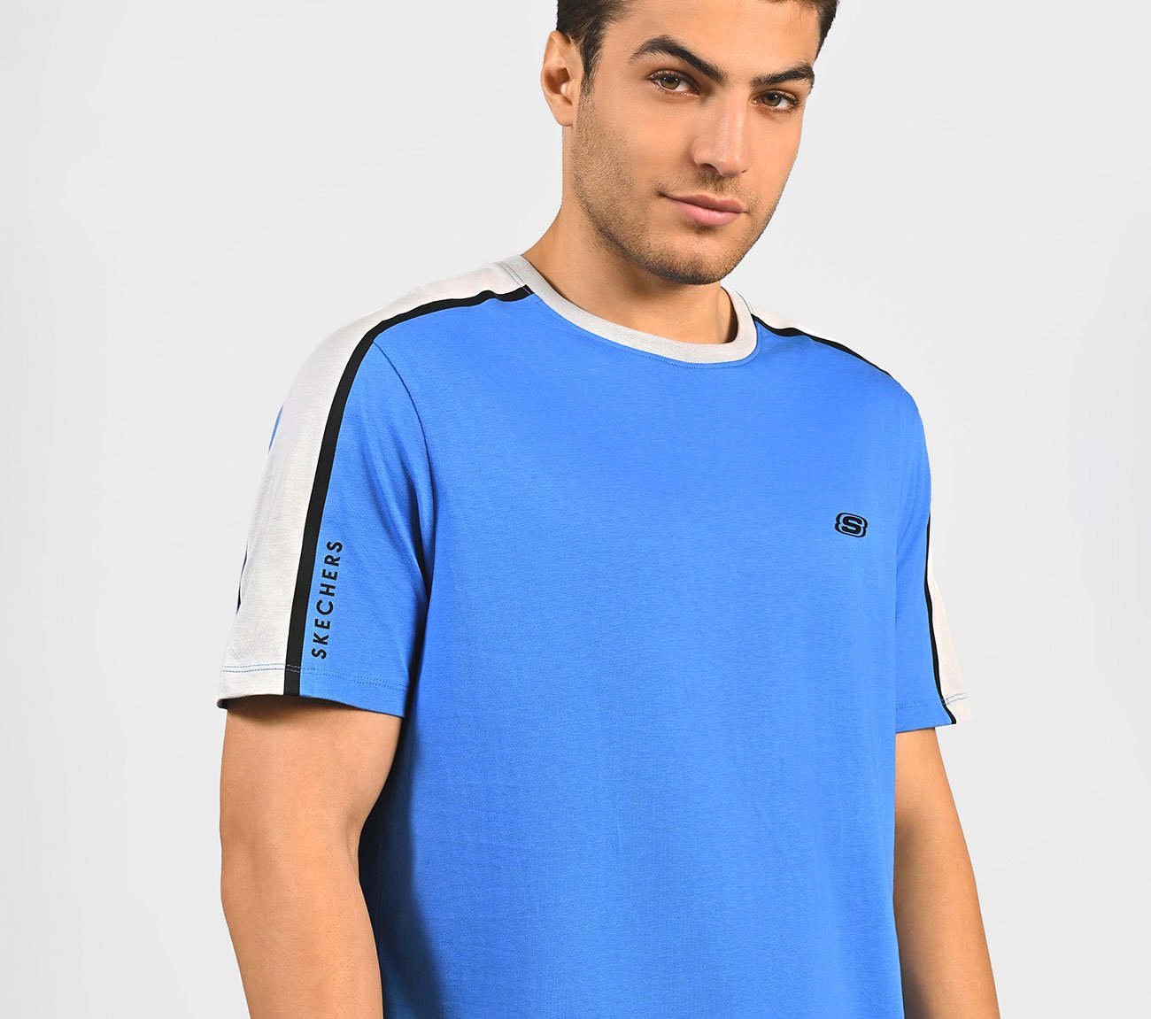 CONTRAST SHOULDER PANEL COTTON, BLUE/RED