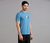 SKECHERS NEWSPRINT LOGO TEE, TAUPE/BLUE