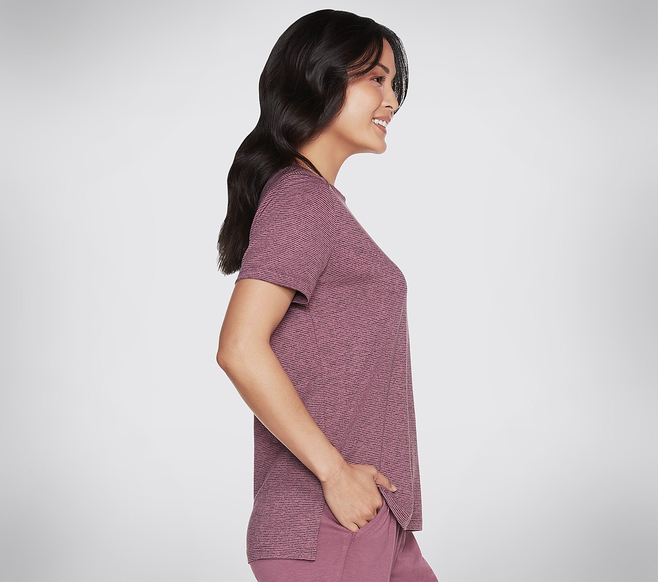 GODRI STRIDE TEE, DARK MAUVE Apparel Bottom View