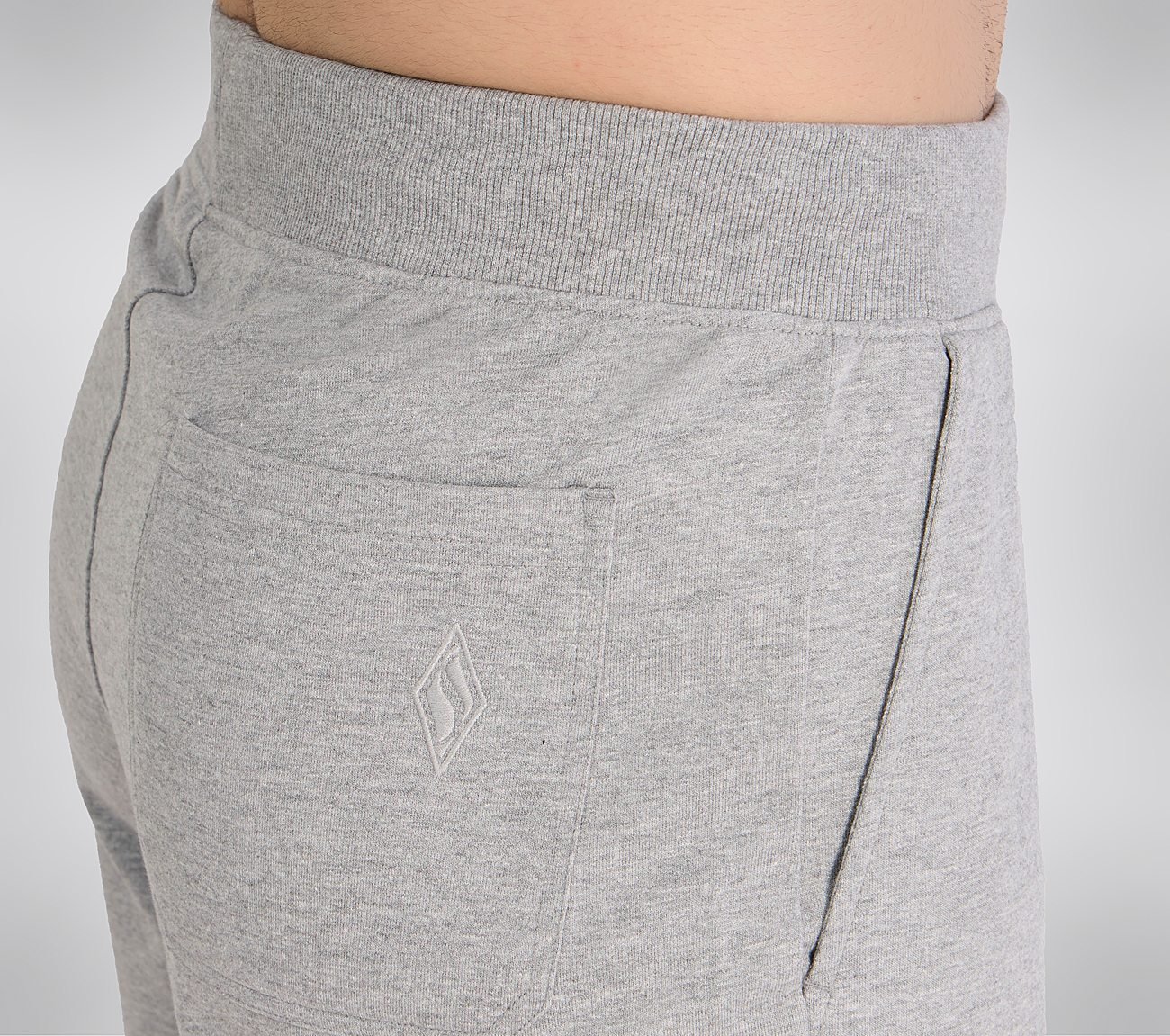 SKECHERS BASIC SHORTS, BLACK Apparel Right View