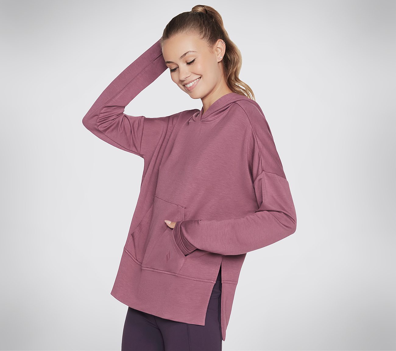 SKECHLUXE RESTFUL LONG SLEEVE, DARK MAUVE Apparel Lateral View
