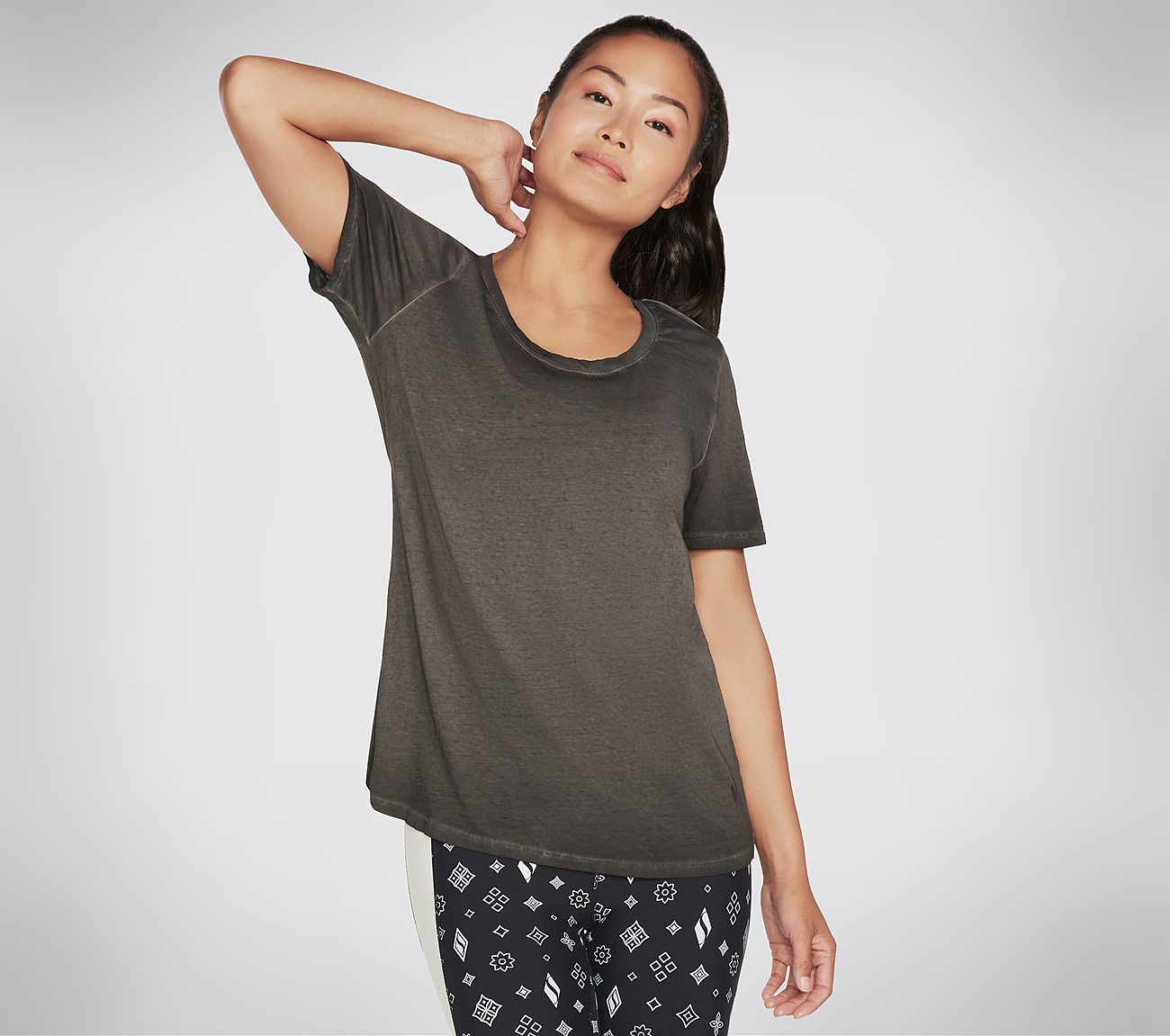 DIAMOND WASH HATHA SCOOP NECK, BBBBLACK Apparel Bottom View