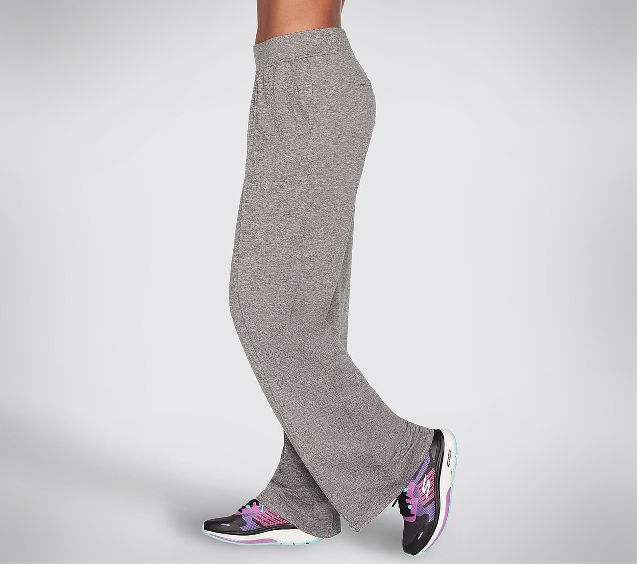 GODRI SWIFT SLIMTUCK PANT, CCHARCOAL Apparels Bottom View