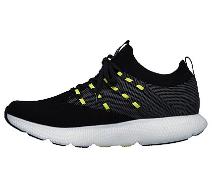 GO RUN 7 -, BLACK/WHITE Footwear Left View
