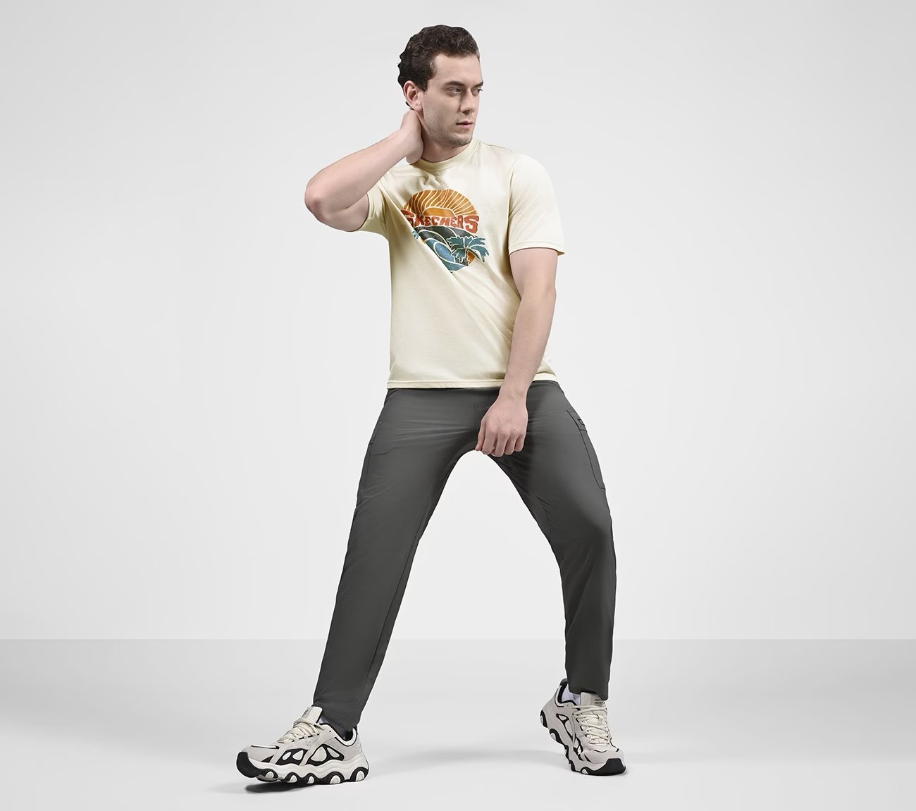 SKECHERS WAVE WONDERS SS TEE, GREY/SILVER Apparels Right View