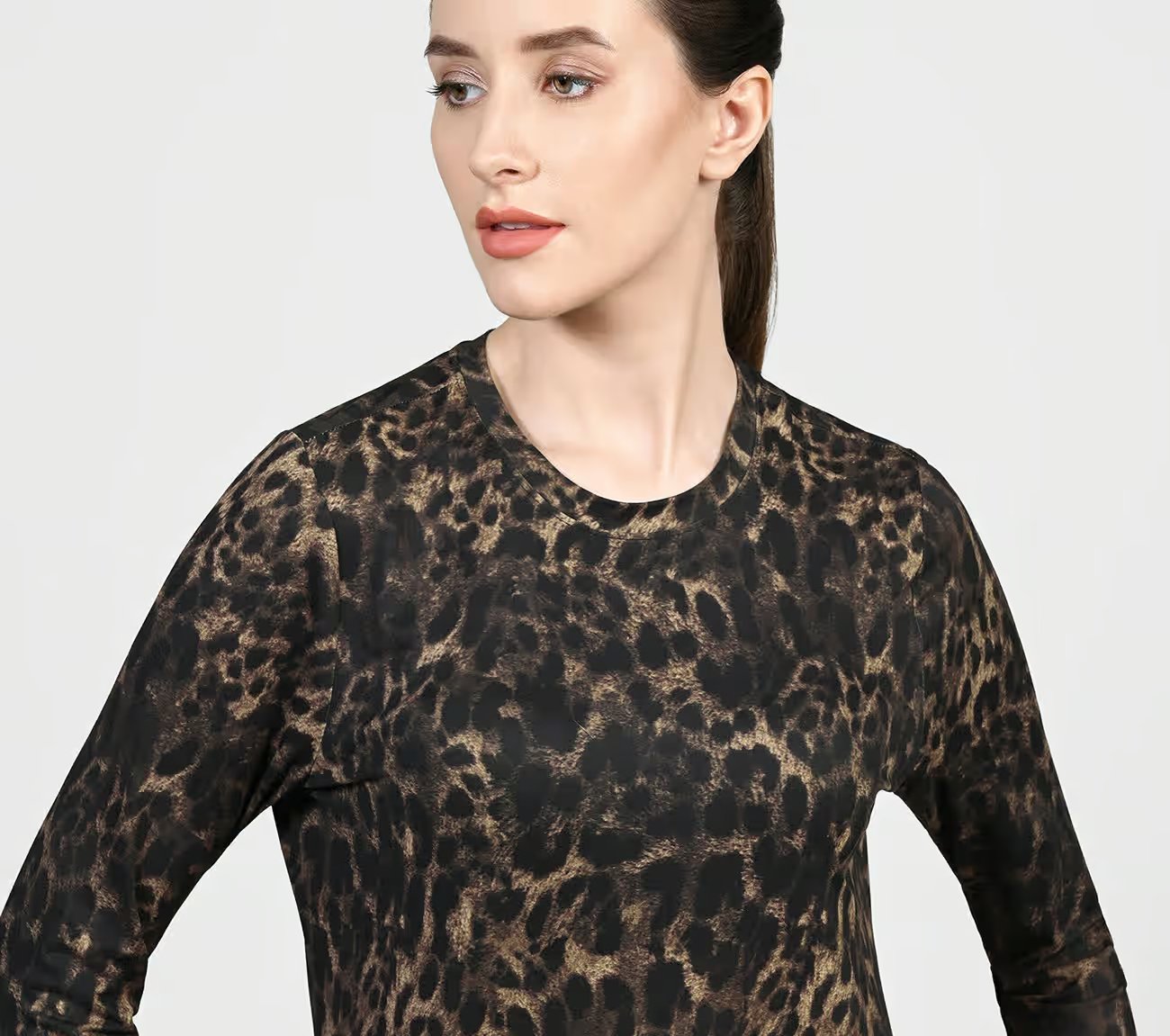  GODRI SERENE CHEETAH LS, NATURAL/TAUPE Apparels Right View