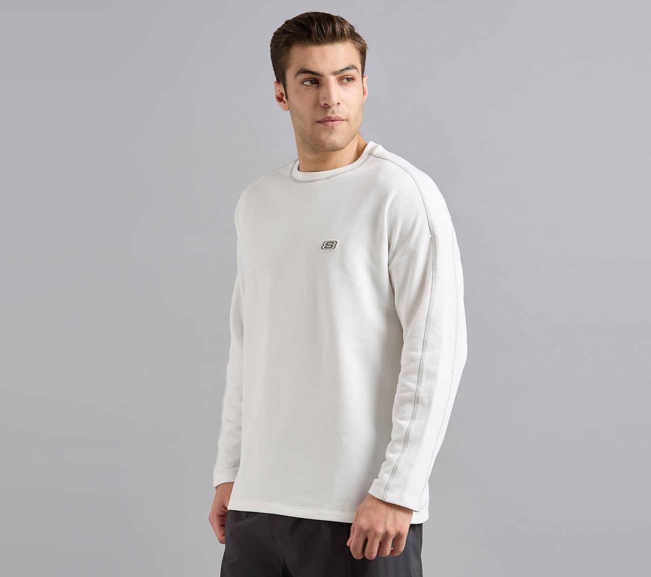 OVERSIZED CONTRAST FLATLOCK TEE, WHITE