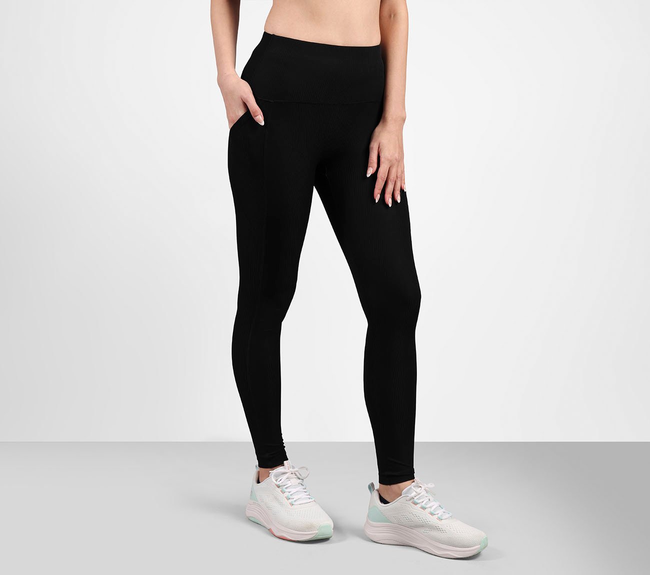 VERTICAL PATTERN PANT, BLACK Apparels Bottom View